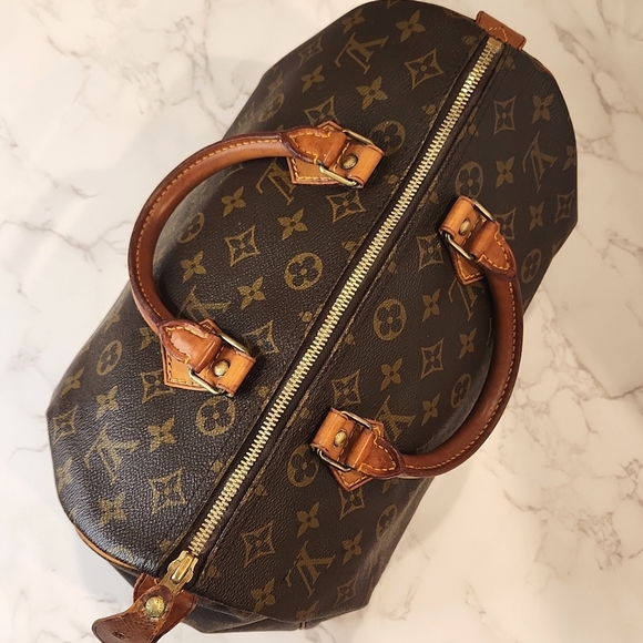 Louis Vuitton Monogram Vintage Speedy 30 Bag - Picture 9 of 16